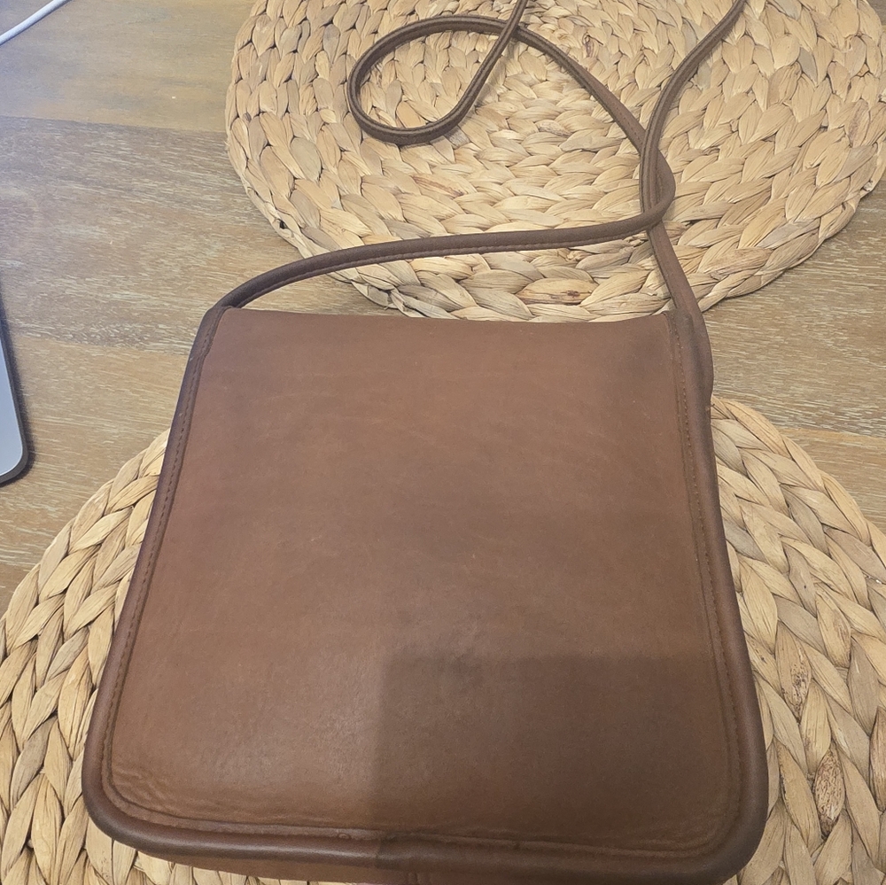 Vintage 1999 Coach Crossbody #9620 - Picture 7 of 12